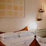 Elena Villa Manerba del Garda
