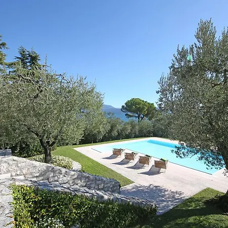 Villa Elena *